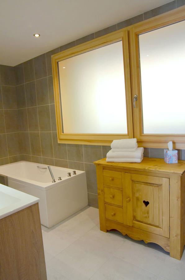 Bed and Breakfast Le Coeur 1210 Granier Екстер'єр фото