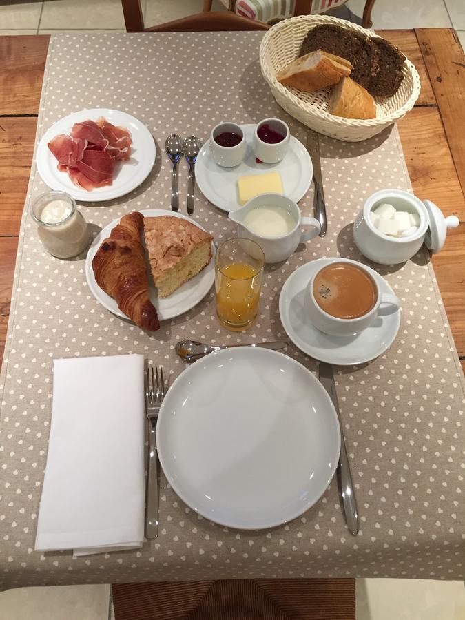 Bed and Breakfast Le Coeur 1210 Granier Екстер'єр фото
